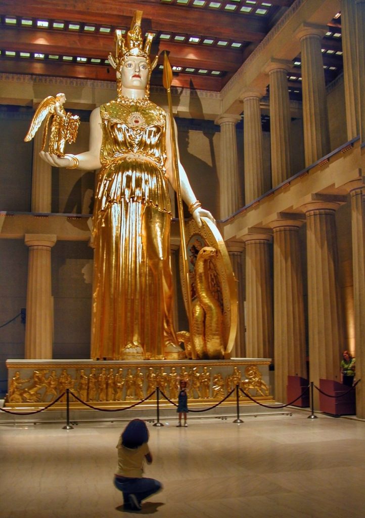 田纳西州纳什维尔帕台农神庙复制品的雅典娜女神